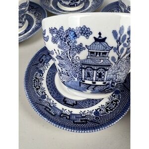 Queen's by Churchill Blue Willow Tea Cup and Saucer Set of 4 Made England Blue
